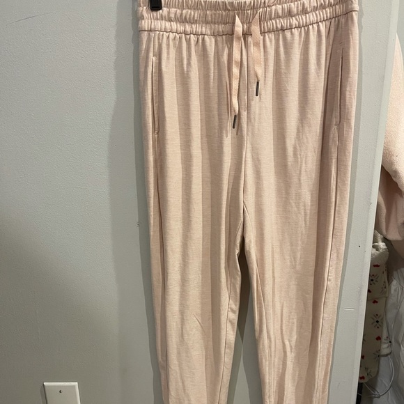 Joggers - Picture 2 of 2